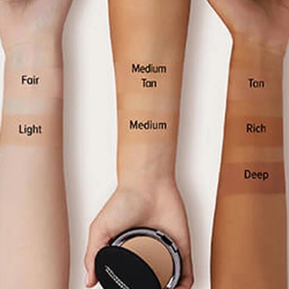 it cosmetics Full Coverage Anti Aging Hydrating Celebration Foundation - Deep - Picture 3 of 3